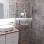 Apartmán New Wolynska - Przestronny, Z Widokiem, Czysto, Parking, Balkon