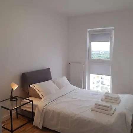 New Apartment Wolynska - Przestronny, Z Widokiem I Balkonem Lägenhet *