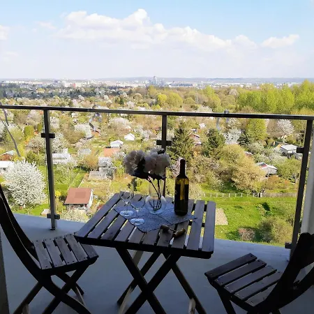 Lägenhet New Apartment Wolynska - Przestronny, Z Widokiem I Balkonem