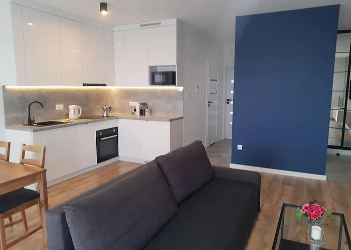 Apartment New Wolynska - Przestronny, Z Widokiem, Czysto, Parking, Balkon