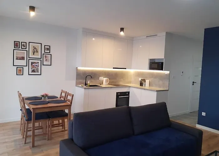 Apartment New Wolynska - Przestronny, Z Widokiem, Czysto, Parking, Balkon *